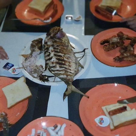 Maavaharu Guest House Himmafushi Esterno foto