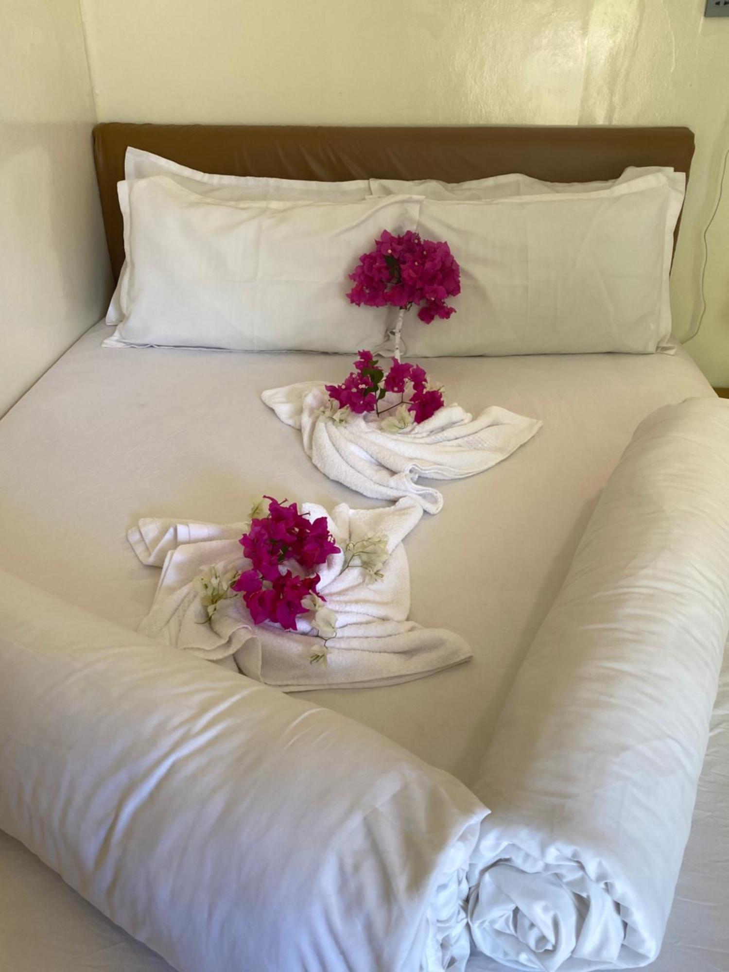 Maavaharu Guest House Himmafushi Esterno foto