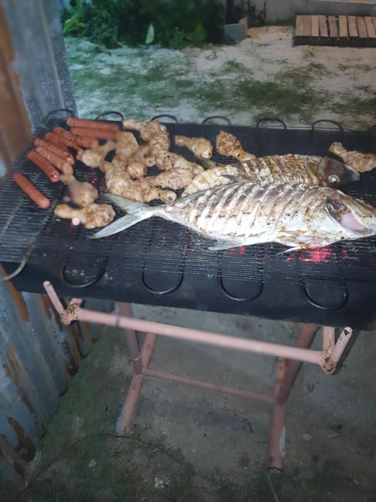 Maavaharu Guest House Himmafushi Esterno foto
